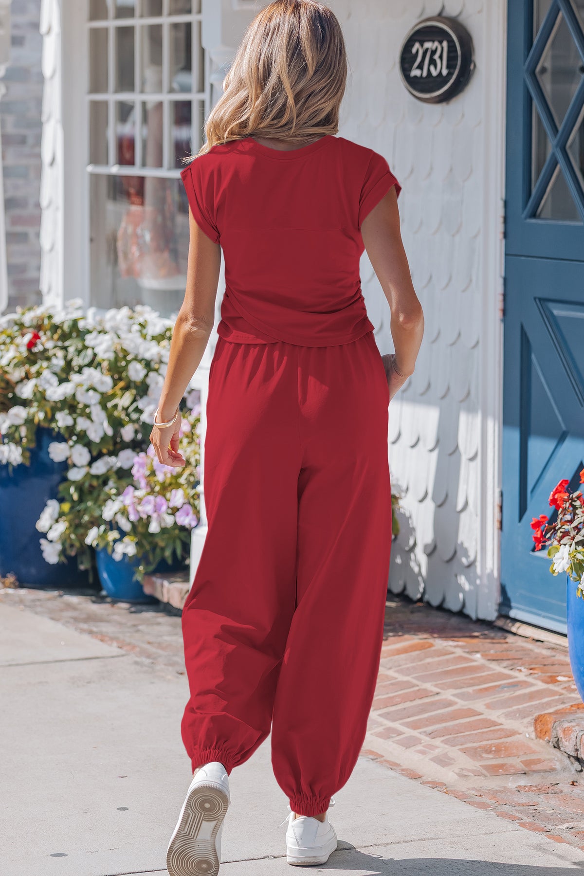 Racing Red Solid Color Cropped Tank Top and Jogger Pants Set