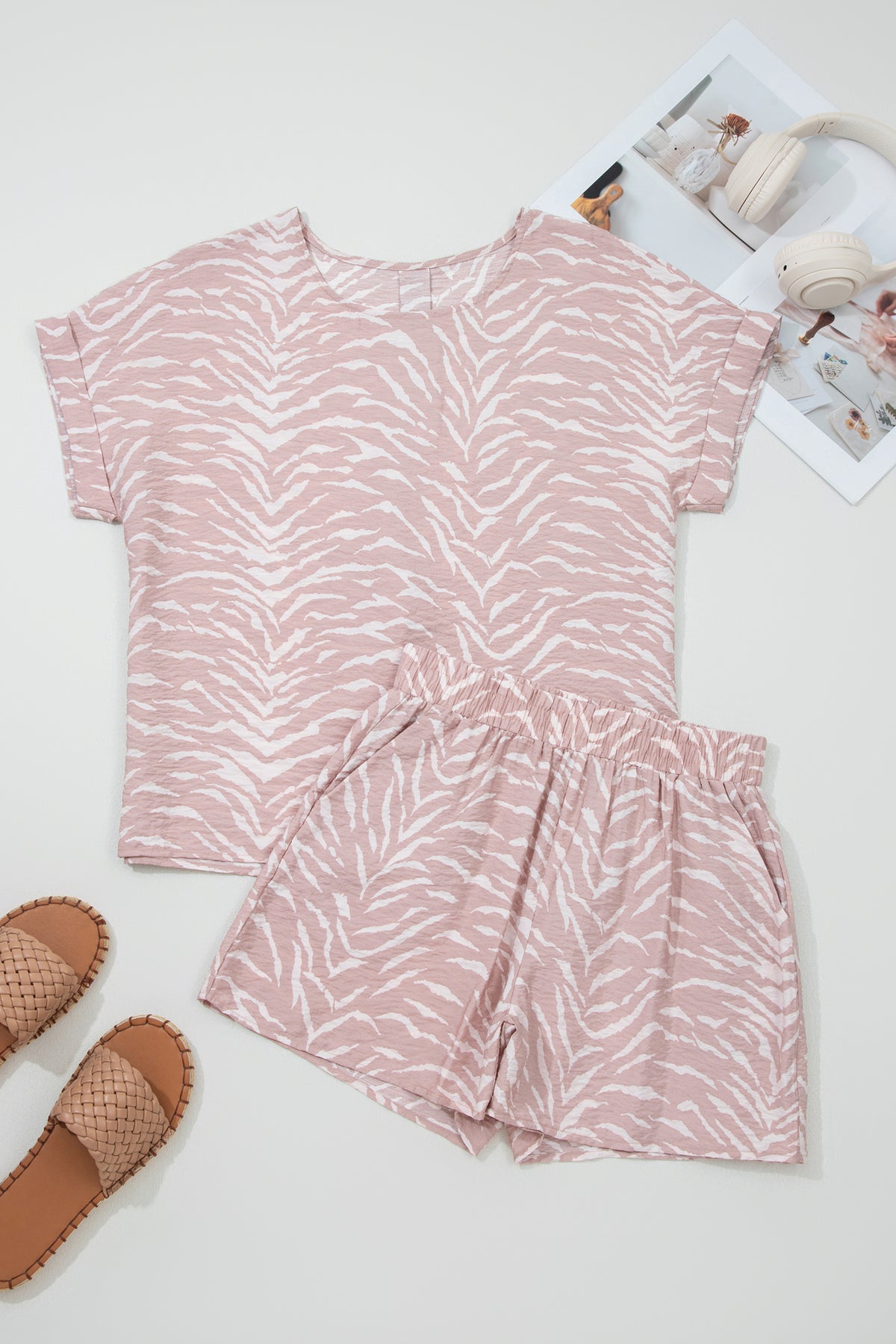 Khaki Abstract Print Cuffed Short Sleeve Loose Top Short Set